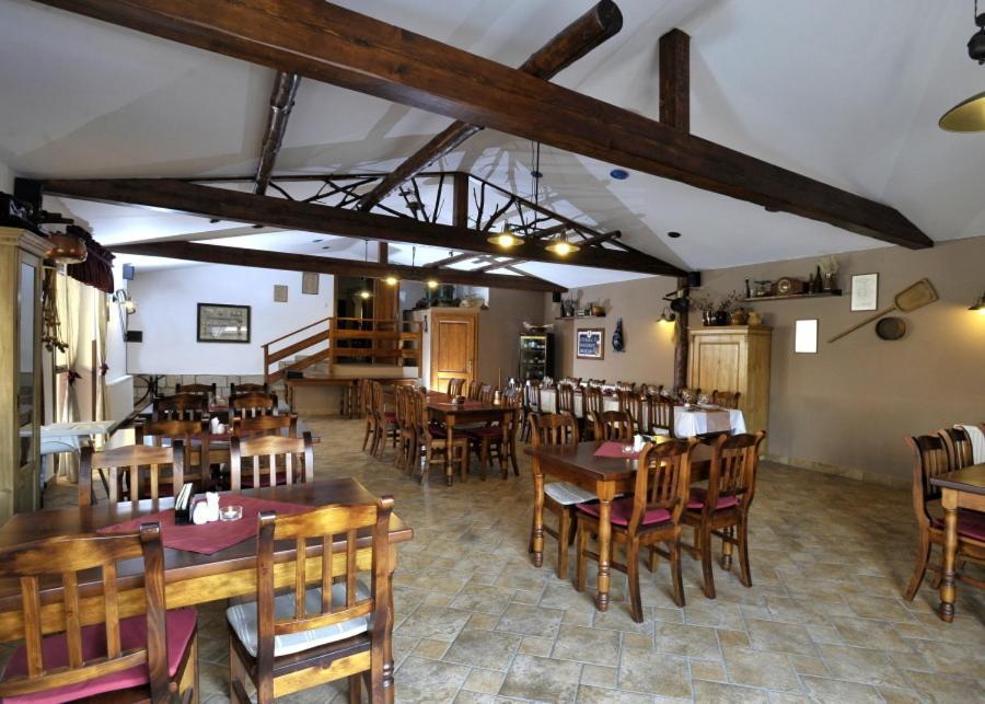 Pension U Vsech Certu Jičín Exteriér fotografie